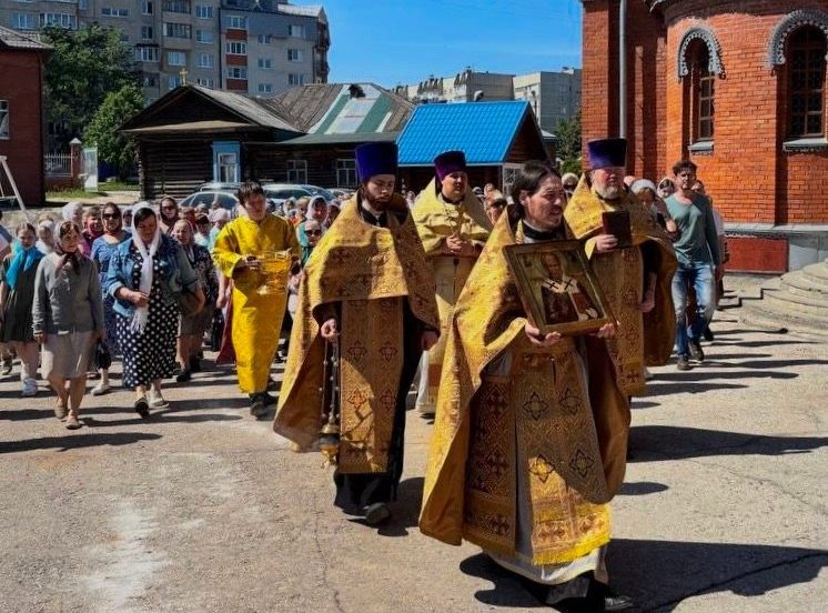 Перенесение мощей св. Николая. Престольный праздник